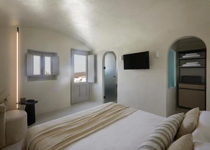 Atoles Retreat 4* Imerovigli (Santorini)