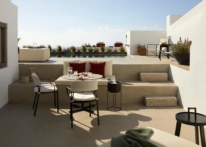 Atoles Retreat 4* Imerovigli (Santorini)