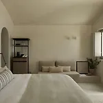 Atoles Retreat Aparthotel 4*