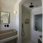 Atoles Retreat Imerovigli
