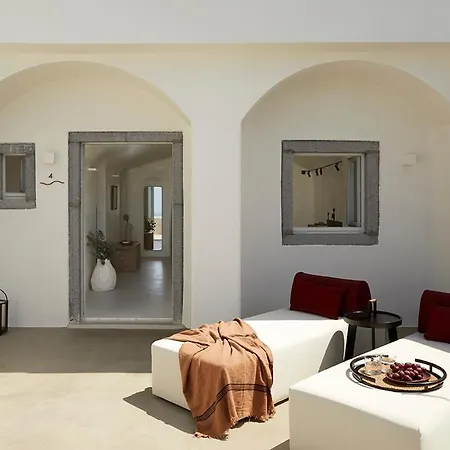 Atoles Retreat 3* Imerovigli (Santorini)