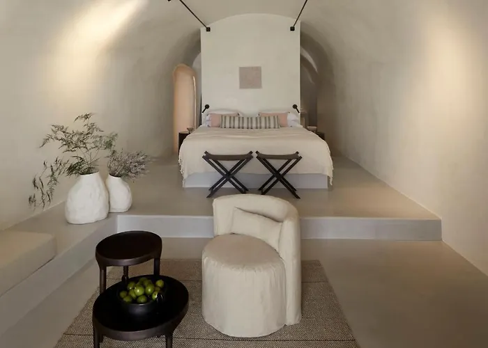 Atoles Retreat 4* Imerovigli (Santorini)