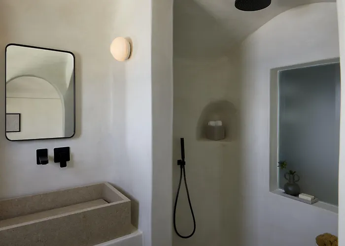 Atoles Retreat Imerovigli (Santorini)